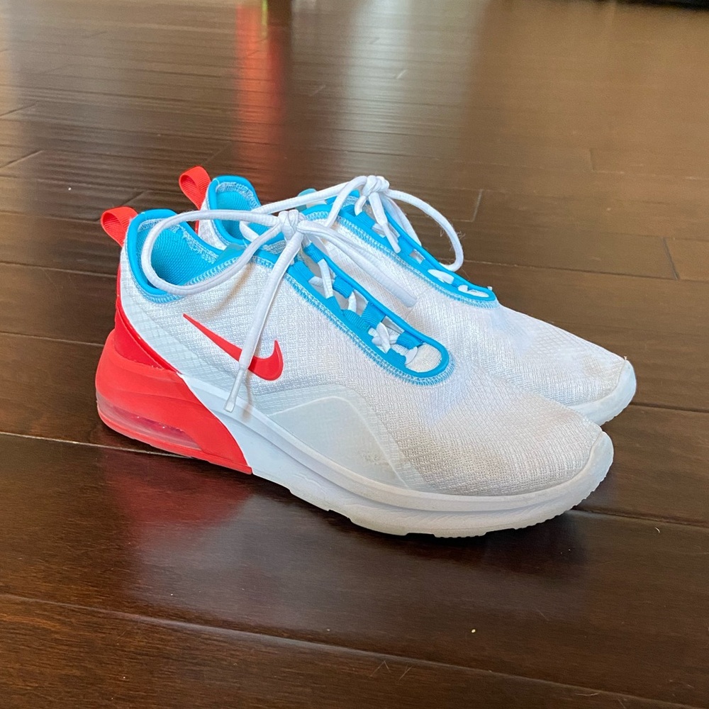 Nike Air Max Motion 2